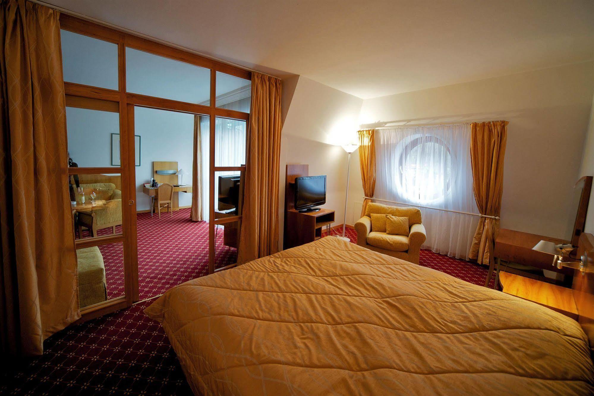 Orea Spa Hotel Cristal Mariánské Lázně Exterior foto